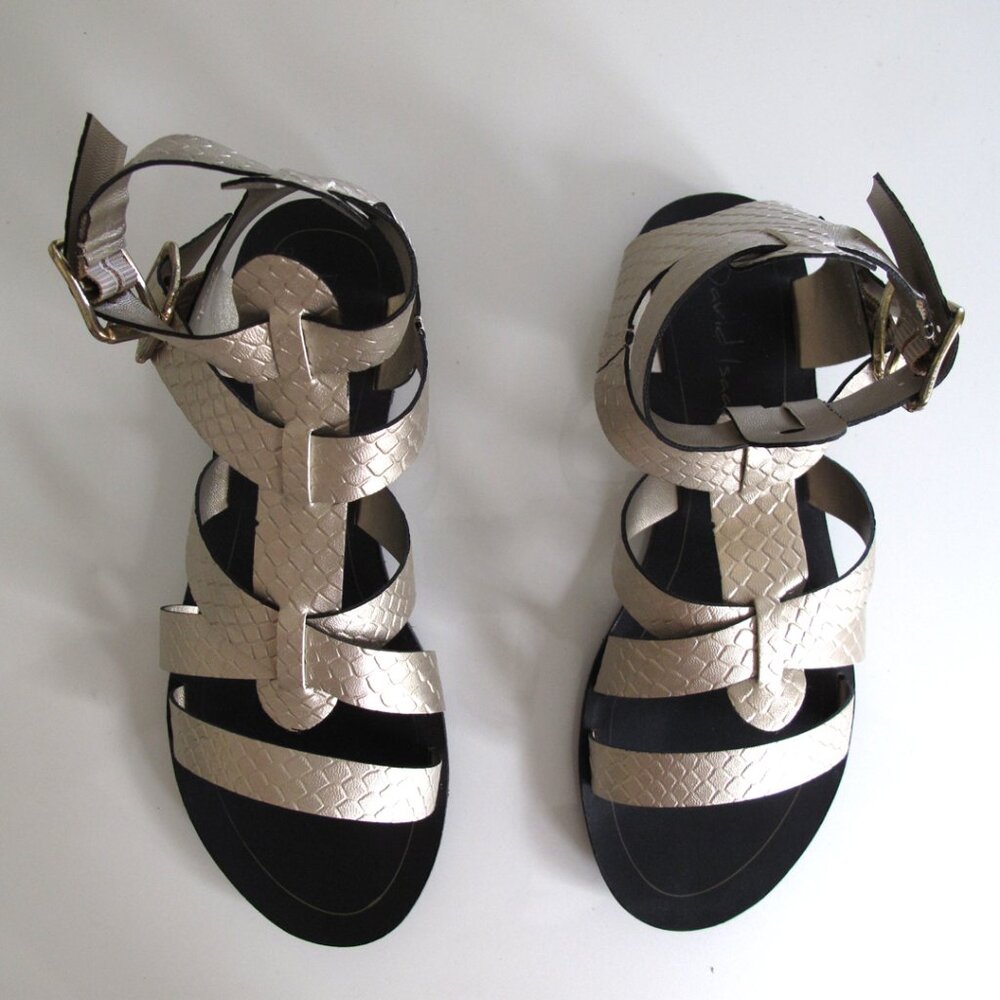 DAVID ISAAC IVY 🆕 Flat SANDALS Size 6 GOLD Color  NWT Fashion Casual Style  NWT